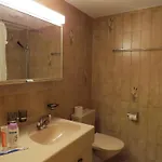 Hof Lägenhetshotell 3*