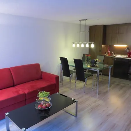 Hof Aparthotel 3*