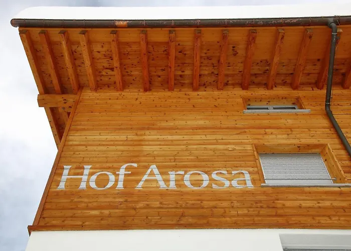 Hof Apartmanhotel 3*