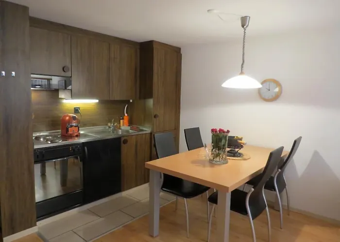 Hof Apartmanhotel 3*